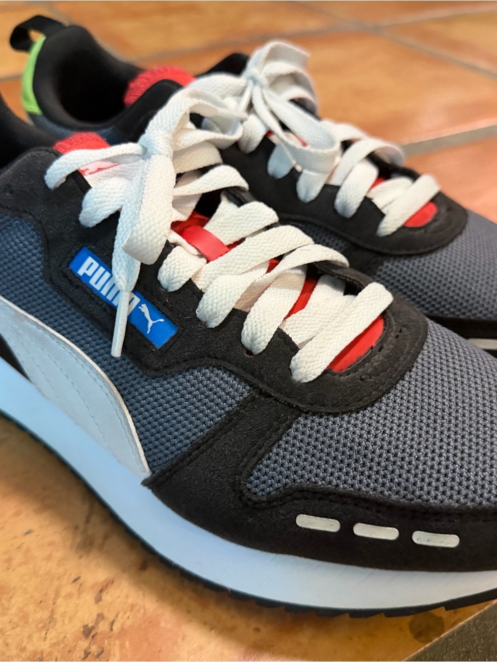 Puma Men's Gray, Black & White Sneakers with Red Accents